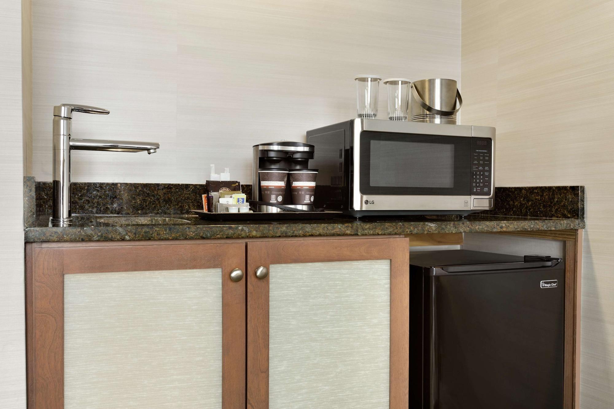 Doubletree Suites By Hilton Hotel Boston - Cambridge Kültér fotó