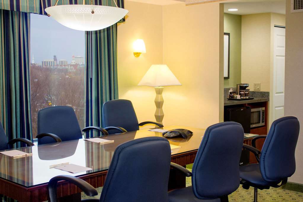 Doubletree Suites By Hilton Hotel Boston - Cambridge Kültér fotó